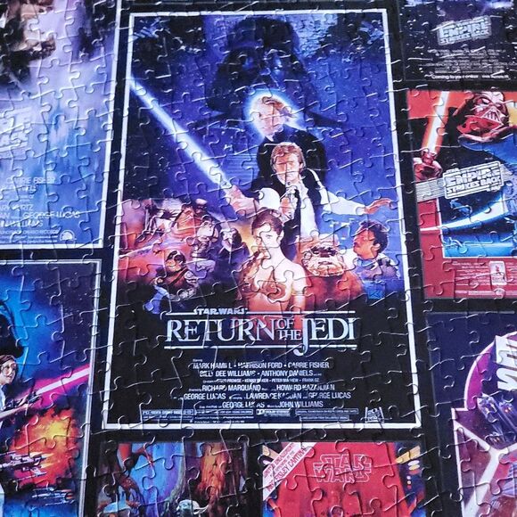 Buffalo Games Star Wars "ORIGINAL TRILOGY POSTERS" 1000 Piece Jigsaw Puzzle - Picture 5 of 7